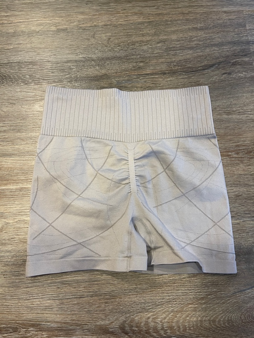Light Gray Ribbed Shaping Shorts - Size S - Picture 3 of 4